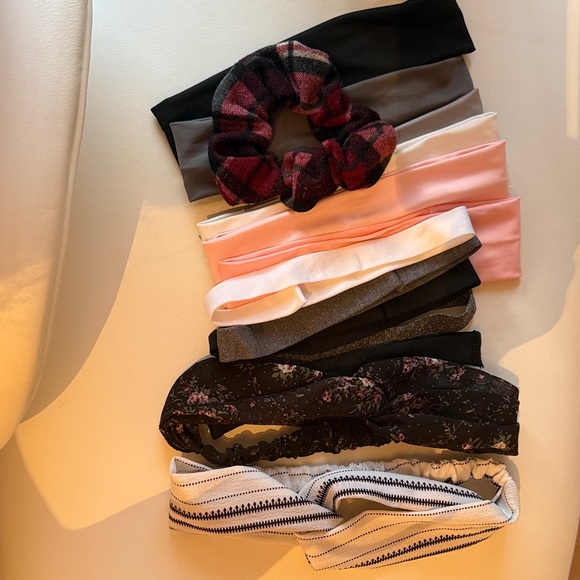 Stylish Women's Headband Set - Black, Gray, Pink, White - Picture 1 of 2